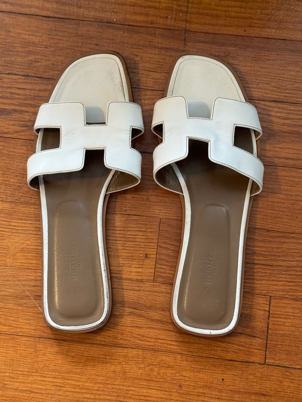 Hermès Oran White Leather H Slide Sandals Size 38.5